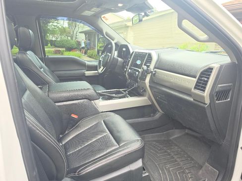 Used 2021 Ford F250 Lariat AWD/4WD image 18
