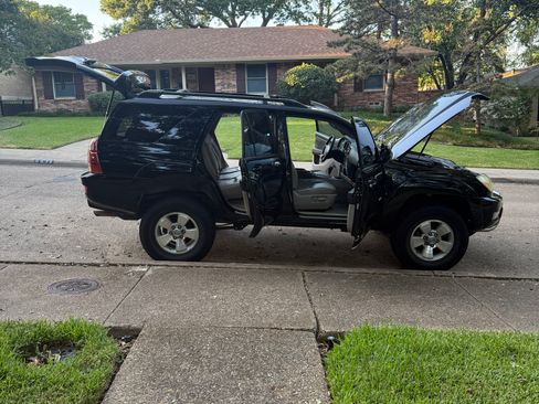 Used 2005 Toyota 4Runner Limited RWD image 5