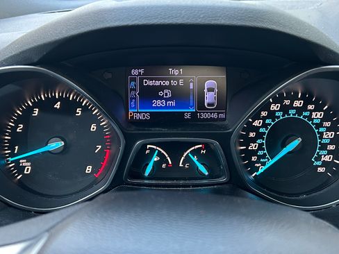 Used 2013 Ford Escape Titanium w/ Class II Trailer Tow Pkg AWD/4WD image 10