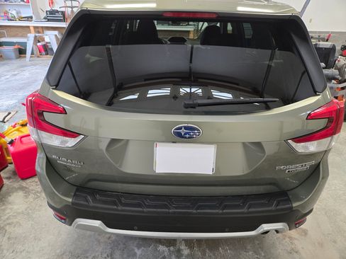 Used 2020 Subaru Forester Touring image 9