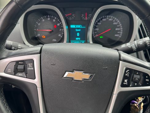 Used 2015 Chevrolet Equinox LT w/ Driver Convenience Package image 11