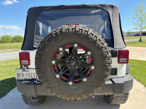 Used 2010 Jeep Wrangler Sport AWD/4WD image 11