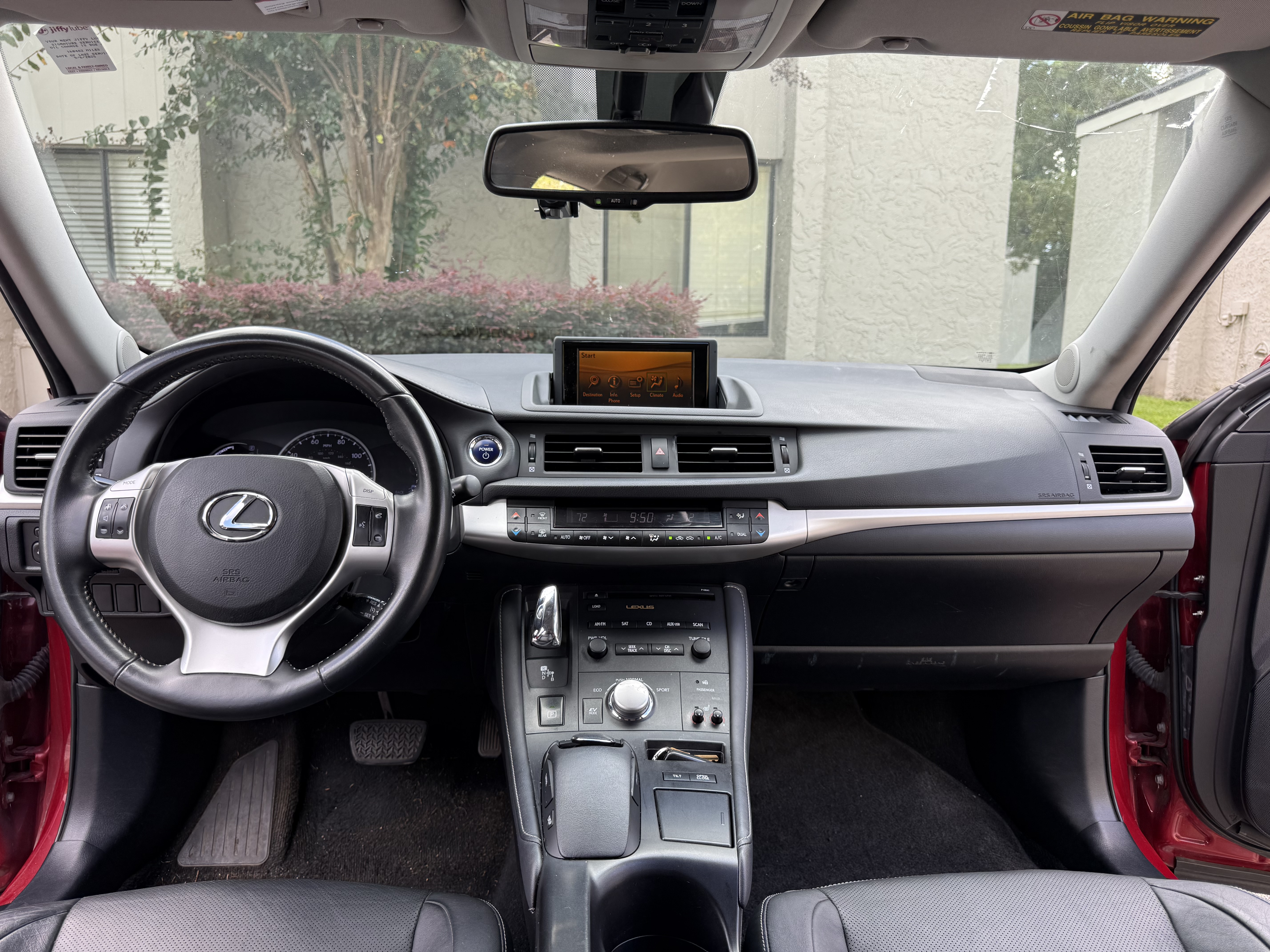 Used 2012 Lexus CT 200h Premium w/ Leather Pkg FWD image 5