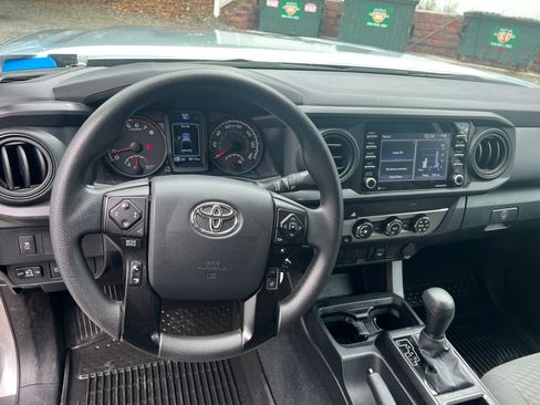 Used 2023 Toyota Tacoma SR image 10