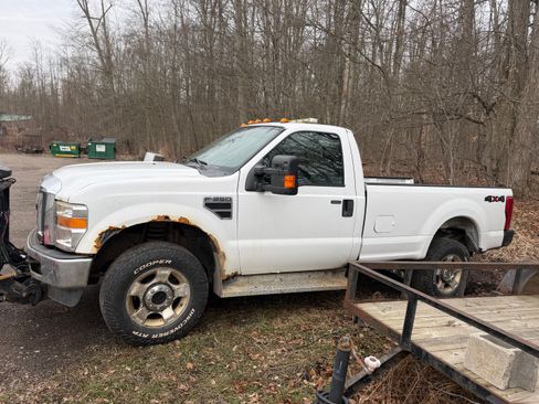 Used 2010 Ford F350 XLT image 5