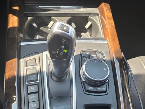 Used 2015 BMW X5 xDrive35i image 13