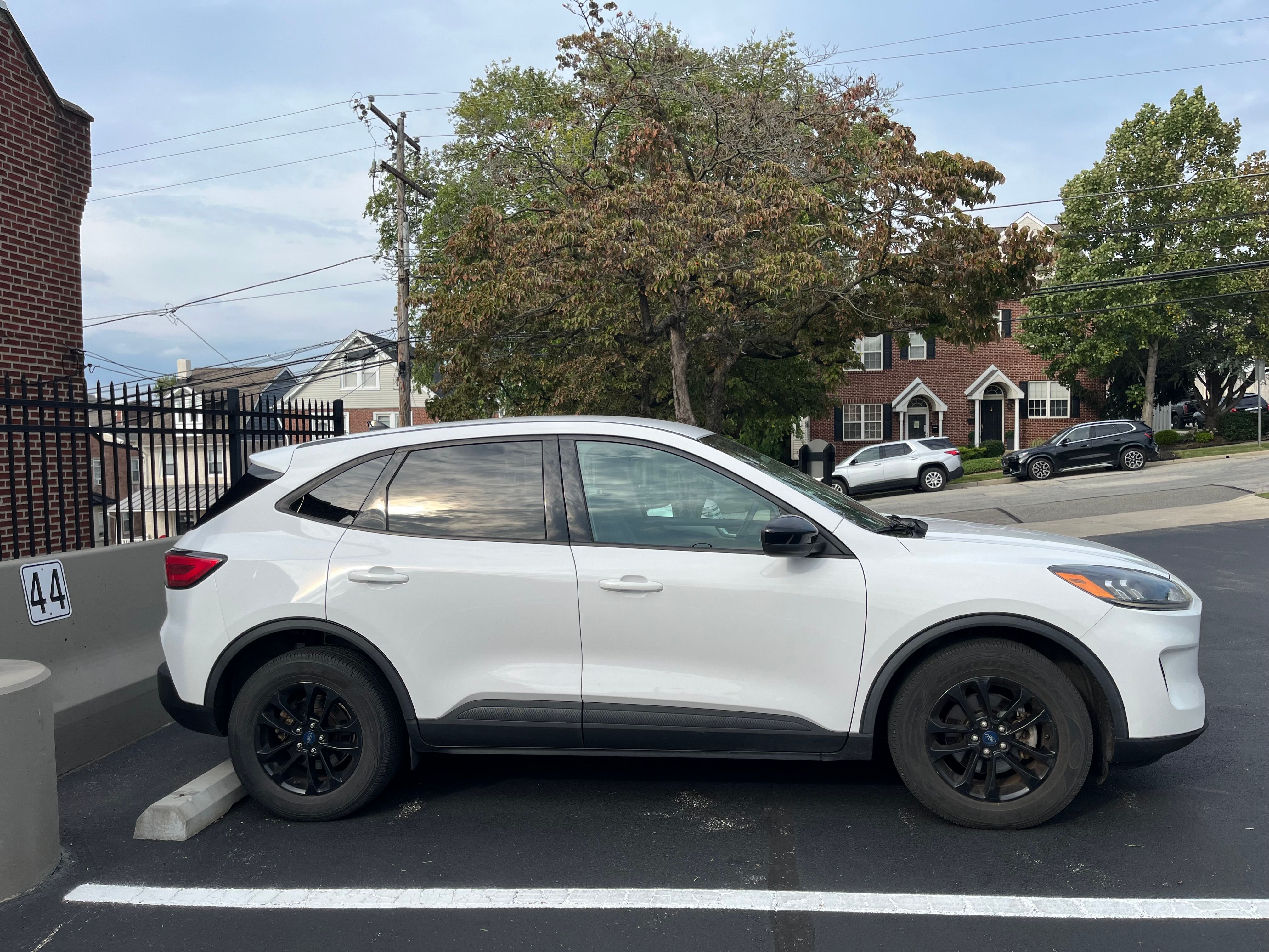 Used 2020 Ford Escape SE Sport AWD/4WD image 6