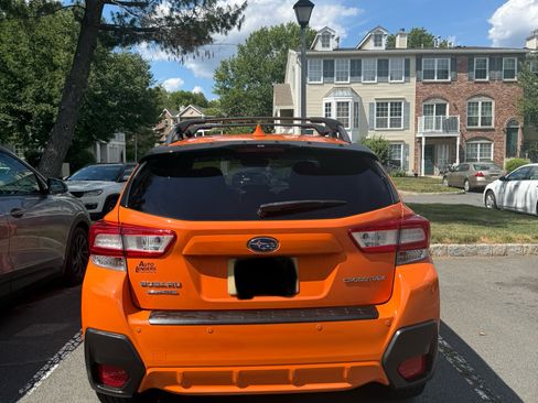 Used 2019 Subaru Crosstrek 2.0i Limited w/ Moonroof Package w/Navigation AWD/4WD image 4