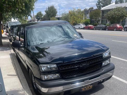 Used 2003 Chevrolet Silverado 1500 LS RWD image 1
