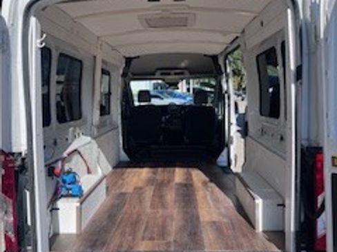 Used 2020 Ford Transit 150 Medium Roof image 8