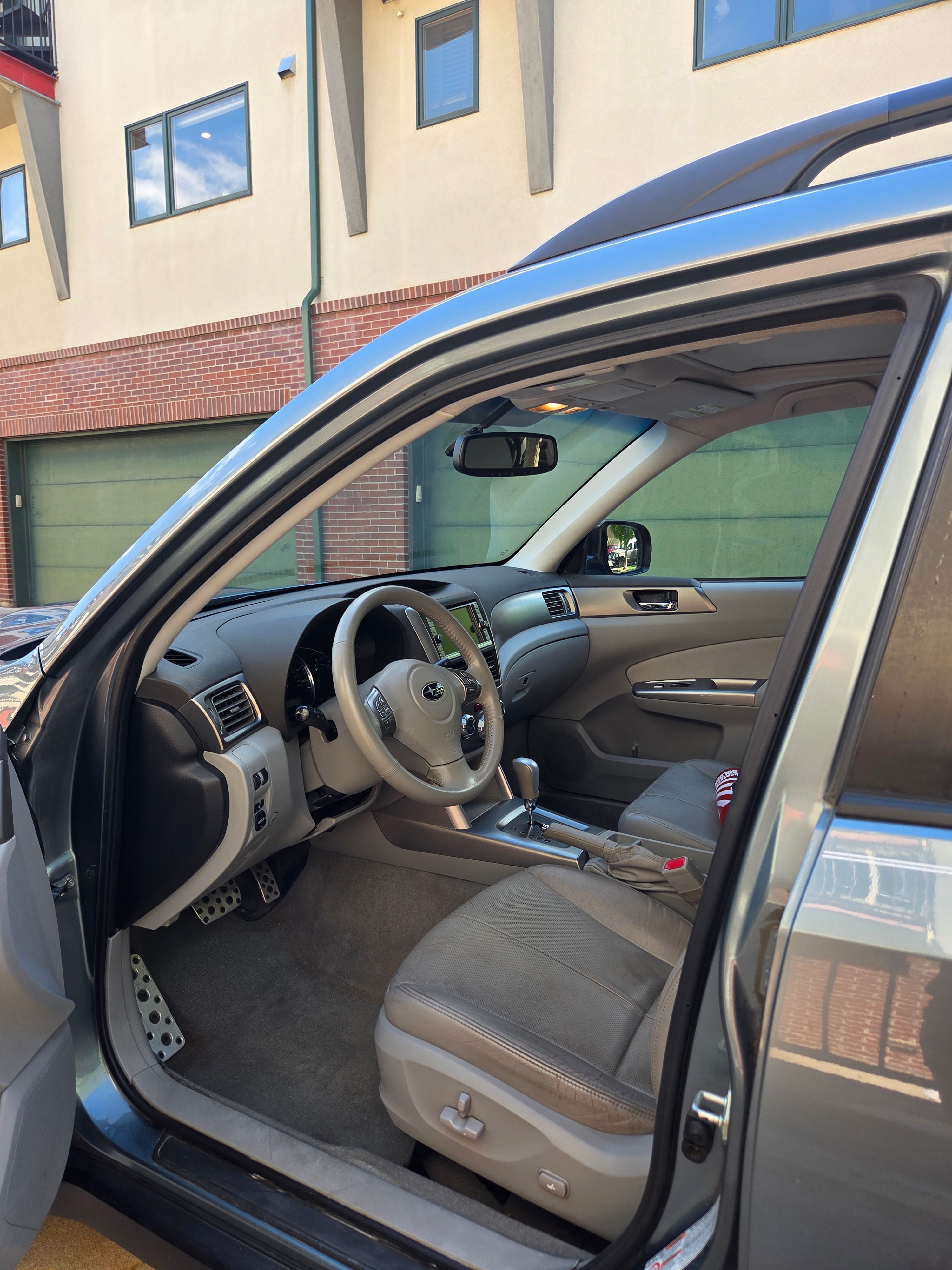 Used 2010 Subaru Forester 2.5XT Limited w/ Popular Equipment Group 5B AWD/4WD image 7
