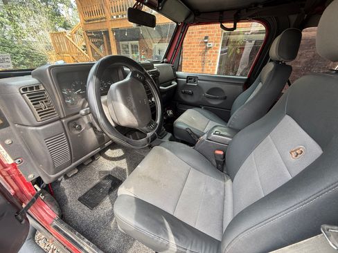 Used 1999 Jeep Wrangler SE AWD/4WD image 4