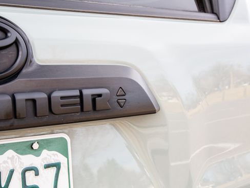 Used 2023 Toyota 4Runner TRD Off-Road Premium image 16