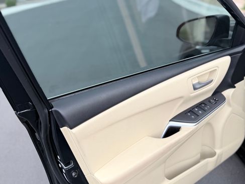 Used 2015 Toyota Camry LE FWD image 18