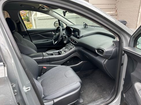 Used 2021 Hyundai Santa Fe SE image 5