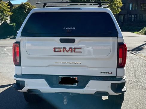 Used 2021 GMC Sierra 1500 AT4 w/ AT4 Value Package image 10