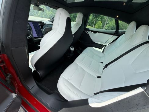 Used 2019 Tesla Model S Long Range image 12