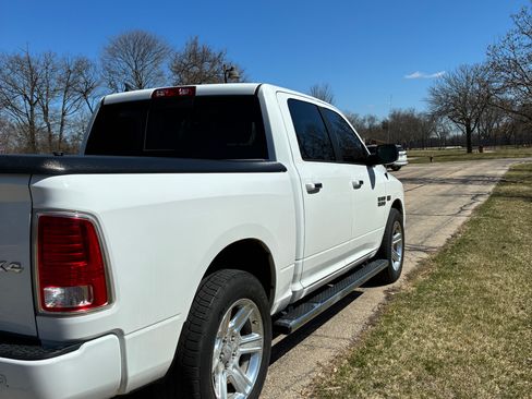 Used 2014 RAM 1500 Limited AWD/4WD image 6