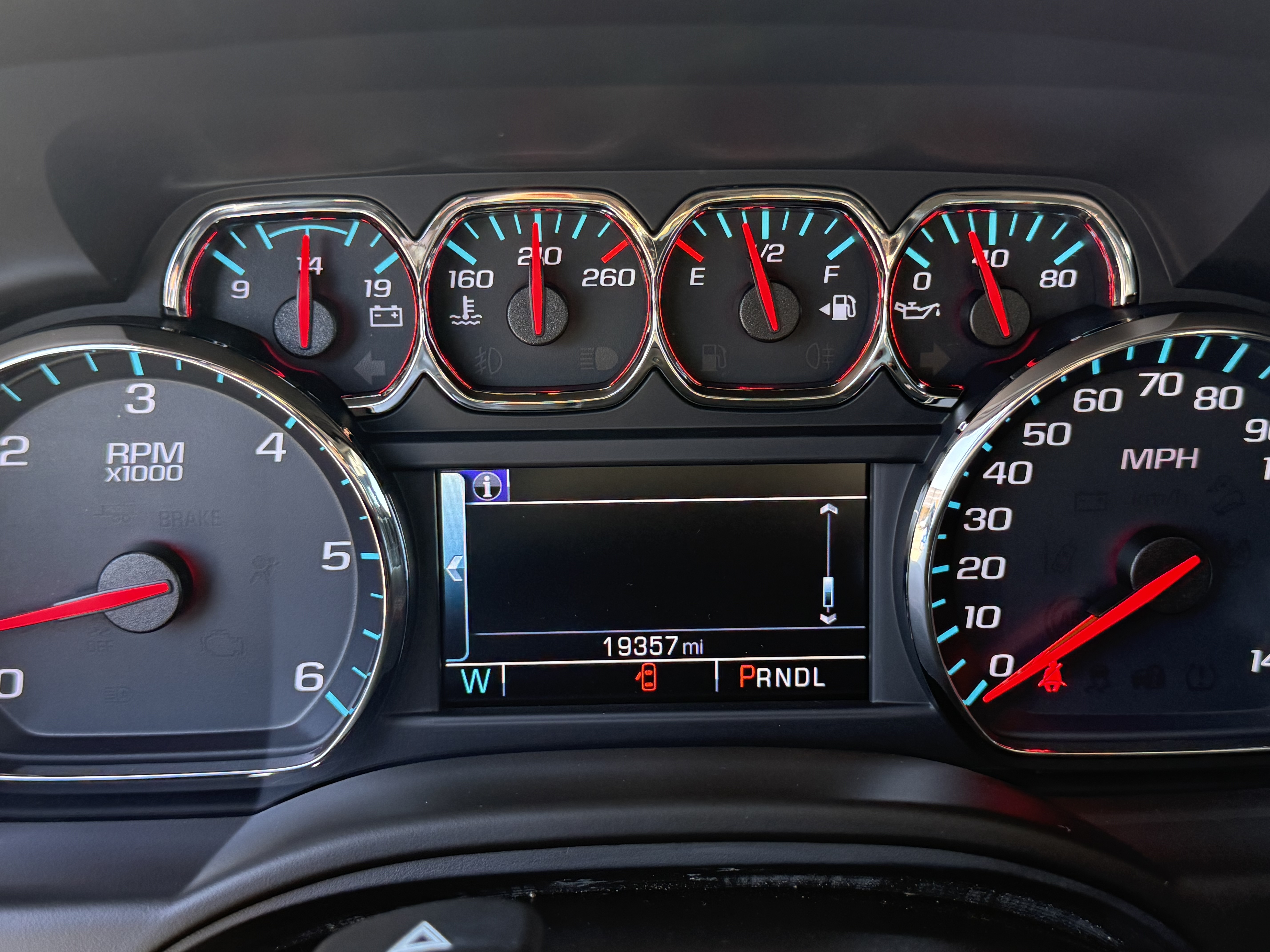 Used 2018 Chevrolet Tahoe LS w/ Max Trailering Package AWD/4WD image 11