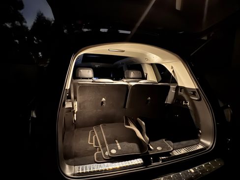 Used 2020 Mercedes-Benz GLS 580 4MATIC image 14