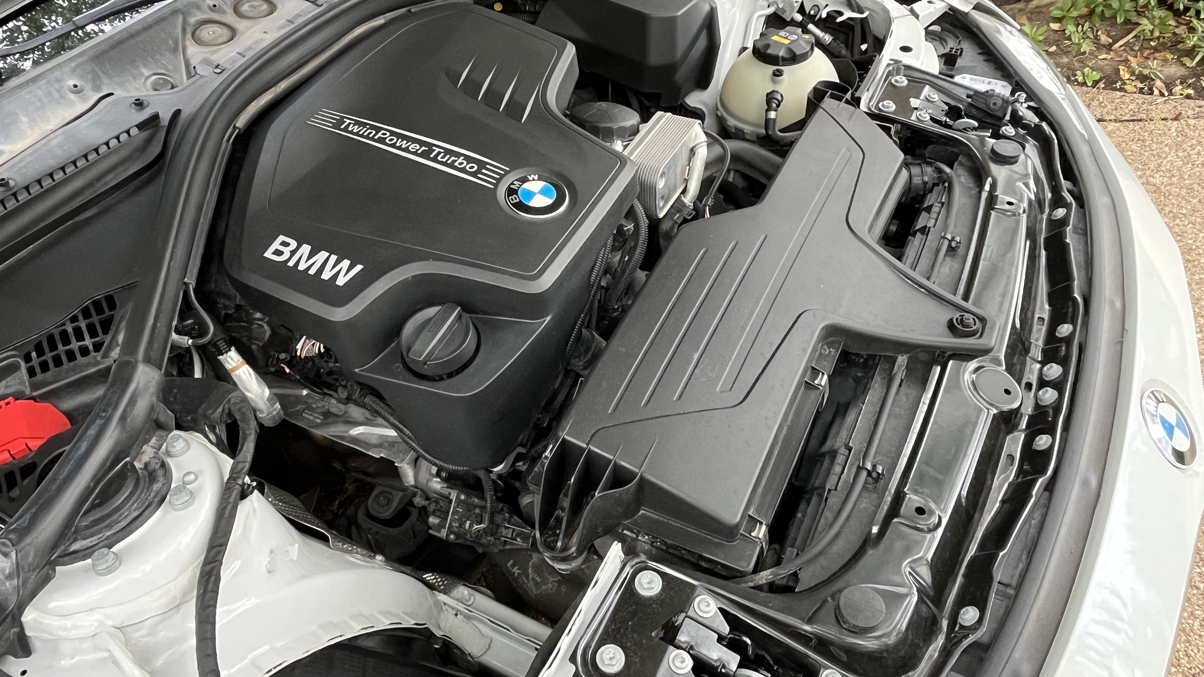 Used 2018 BMW 320i Sedan w/ Convenience Package RWD image 9