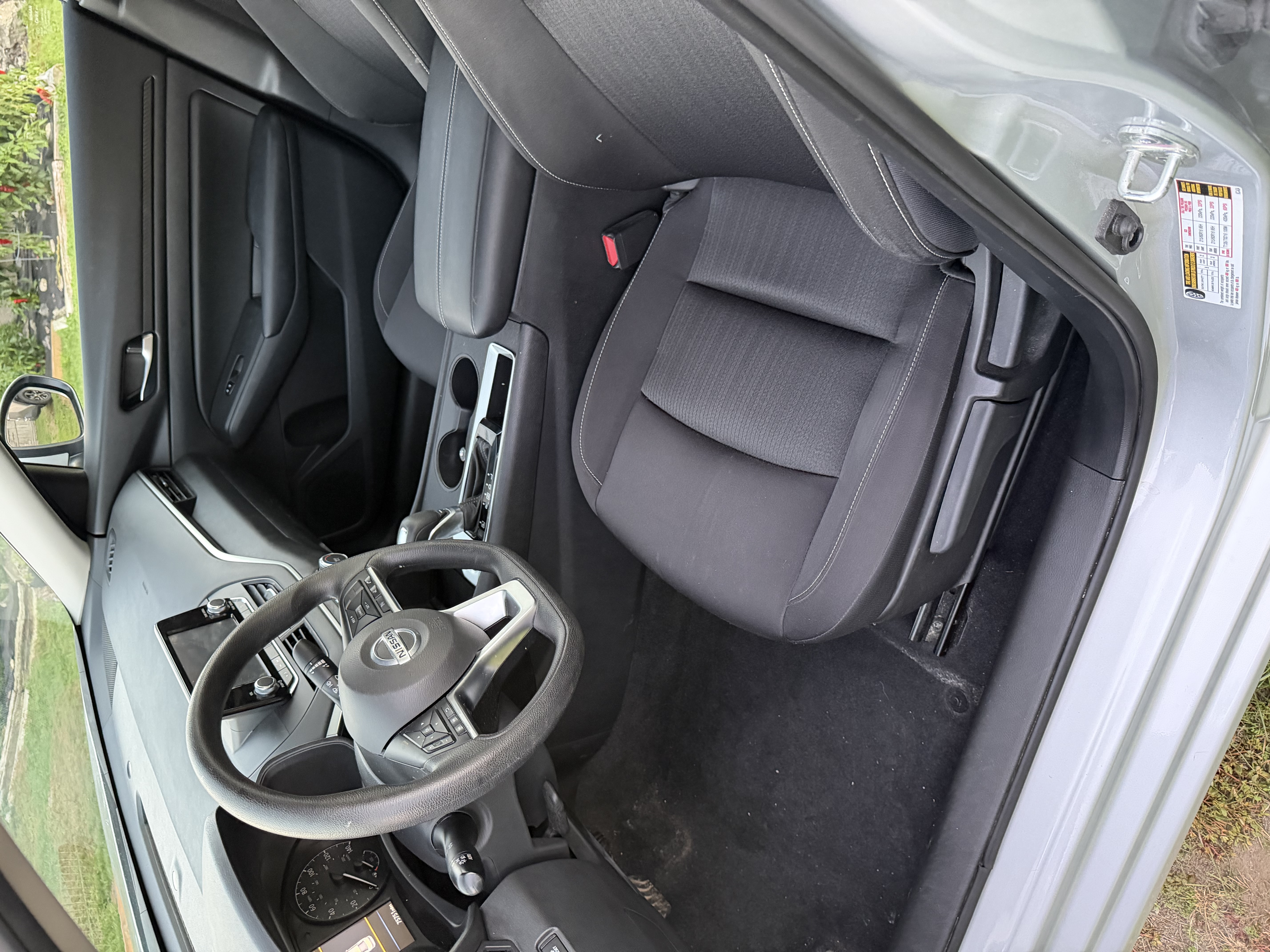 Used 2022 Nissan Altima 2.5 S FWD image 11
