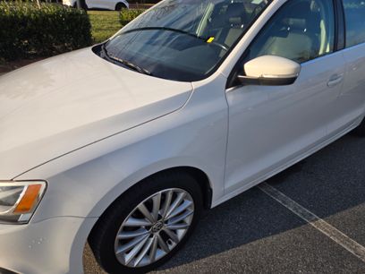 Used 2013 Volkswagen Jetta SEL