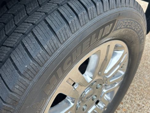 Used 2013 Ford F150 Platinum image 20