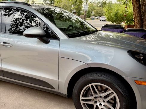 Used 2019 Porsche Macan image 21