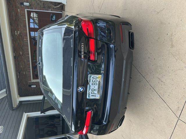Used 2022 BMW M550i xDrive w/ Executive Package AWD/4WD image 9