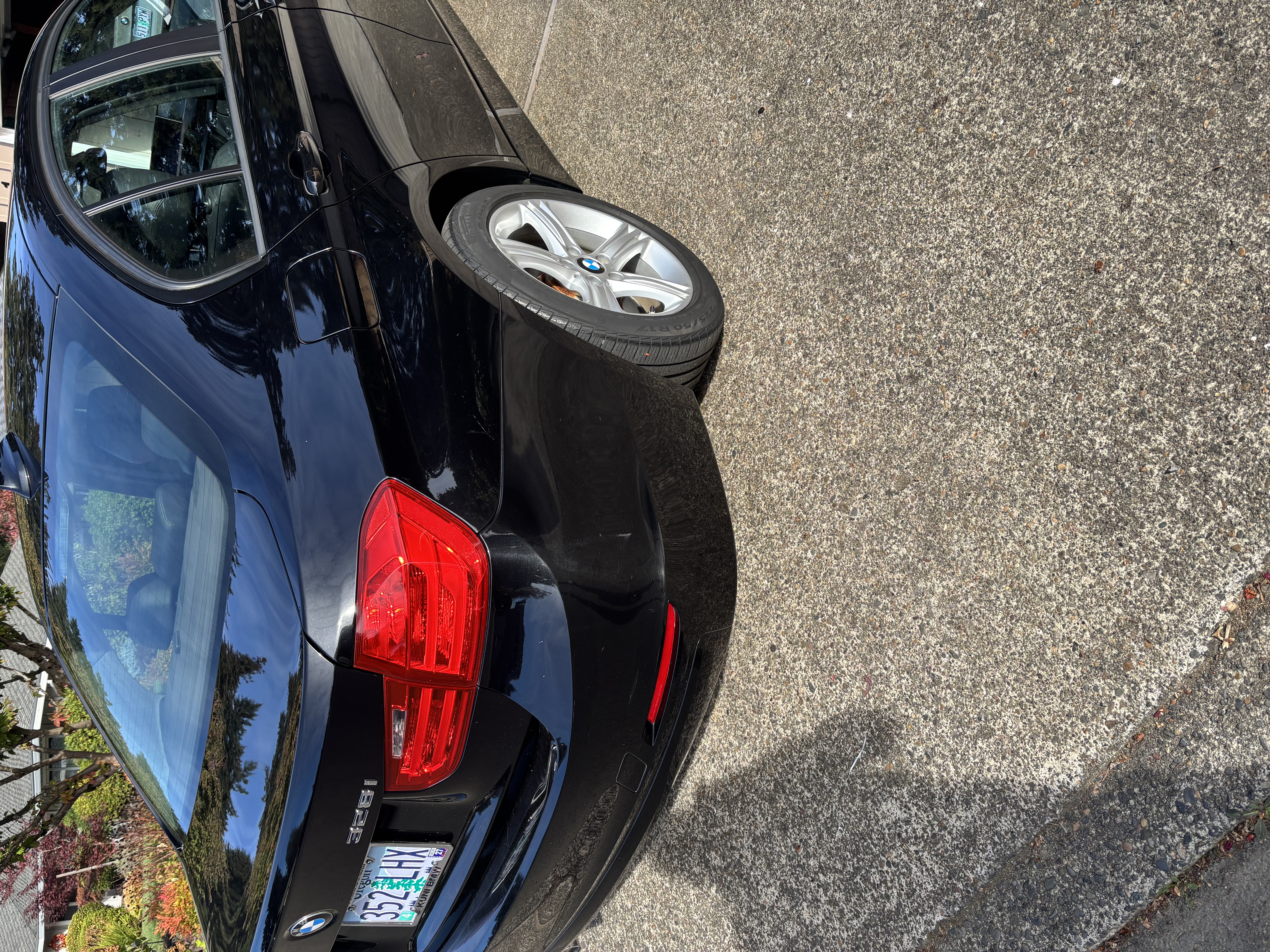 Used 2014 BMW 328i xDrive Sedan AWD/4WD image 6