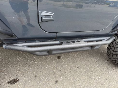 Used 2017 Jeep Wrangler Sport image 18