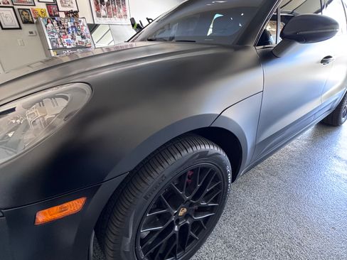 Used 2018 Porsche Macan GTS image 16