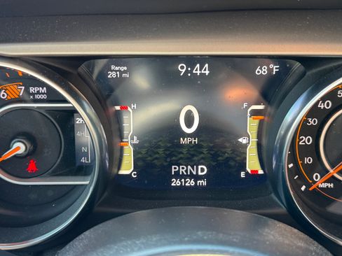 Used 2020 Jeep Wrangler Unlimited Sport image 11