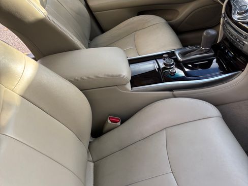 Used 2011 INFINITI M37 x image 14