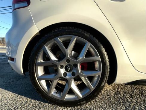 Used 2013 Volkswagen Golf Hatchback Sedan 4D image 9