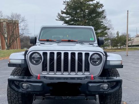 Used 2020 Jeep Gladiator Rubicon image 4