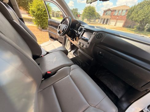 Used 2020 Toyota Tundra SR RWD image 21