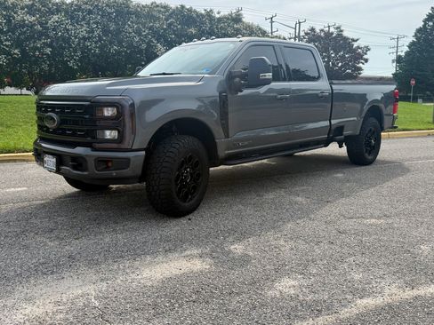 Used 2024 Ford F350 Lariat w/ Lariat Ultimate Package AWD/4WD image 1