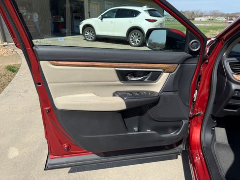 Used 2018 Honda CR-V EX image 17