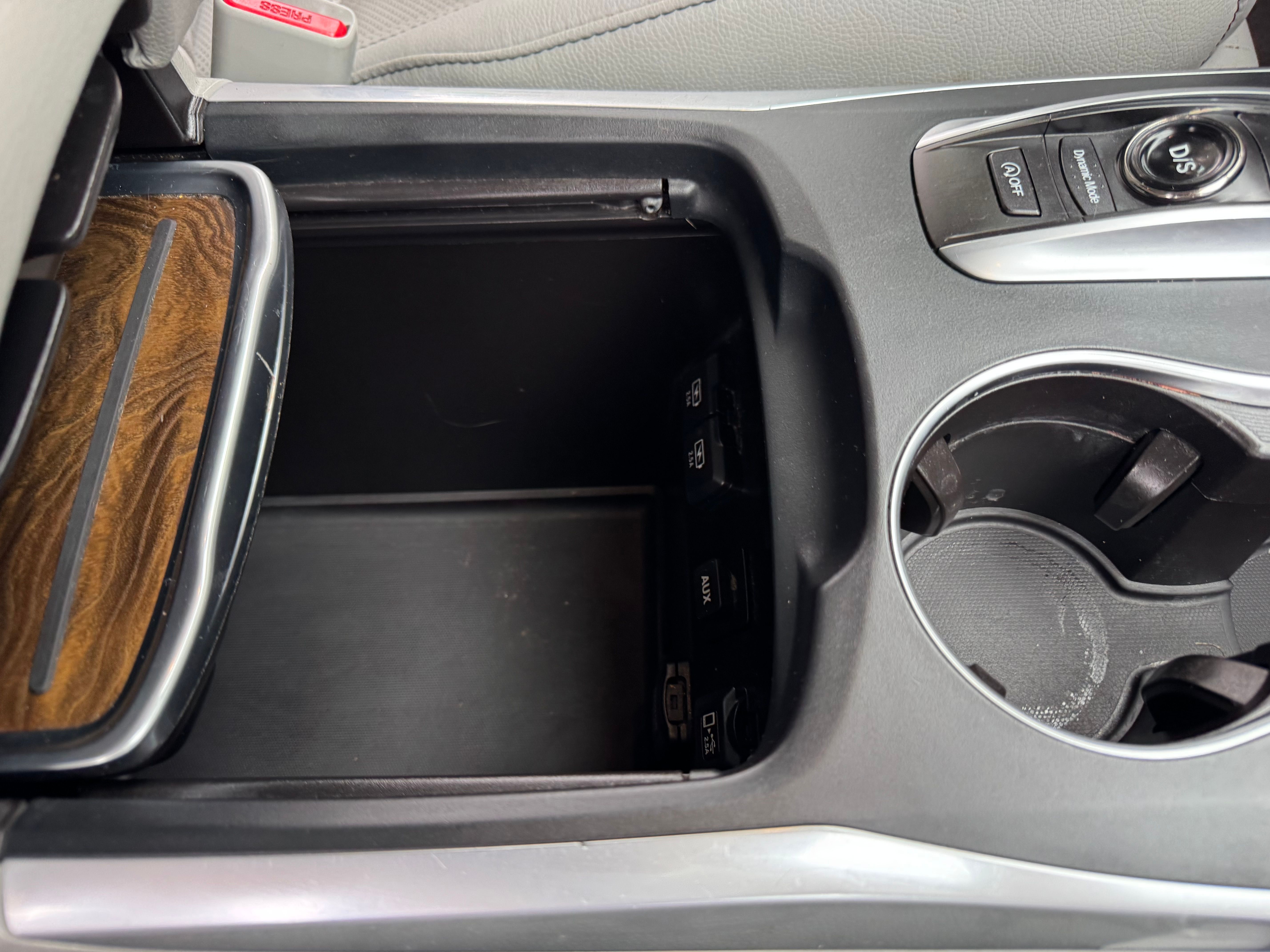 Used 2019 Acura MDX w/ Technology Package AWD/4WD image 14