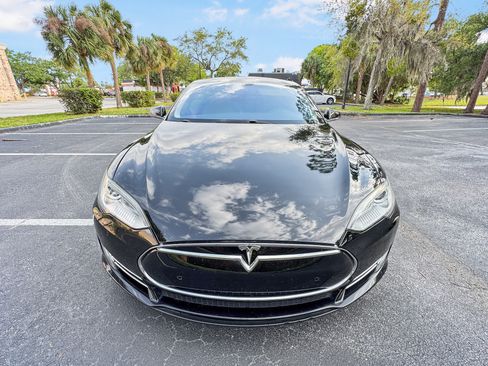 Used 2014 Tesla Model S P85 image 12