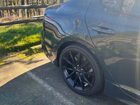 Used 2023 Kia Stinger GT2 w/ Option Group 020 image 21