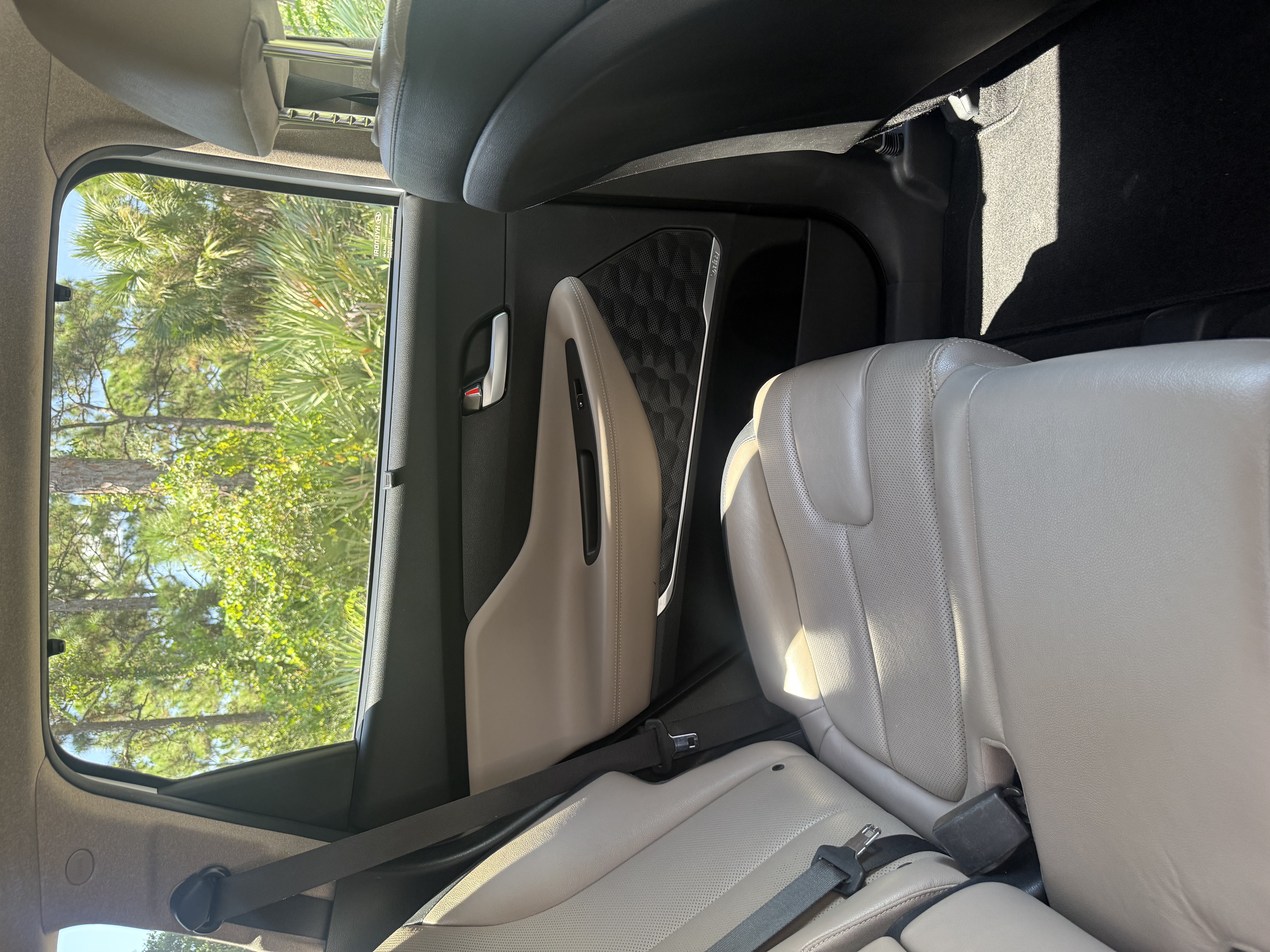 Used 2020 Hyundai Santa Fe SEL FWD image 10