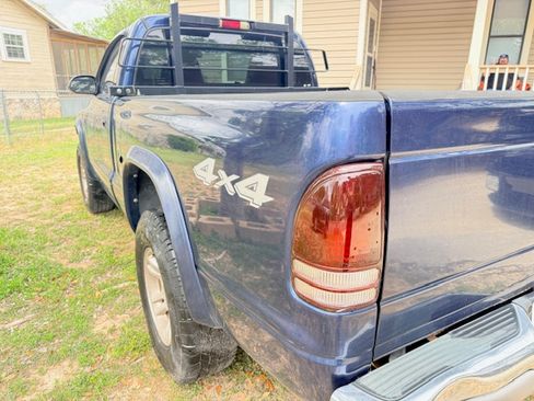 Used 2003 Dodge Dakota SLT image 5