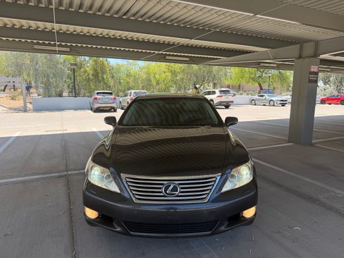Used 2010 Lexus LS 460 RWD image 8