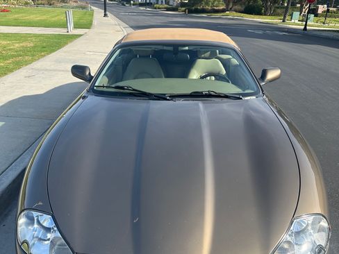 Used 2001 Jaguar XK8 Convertible image 10