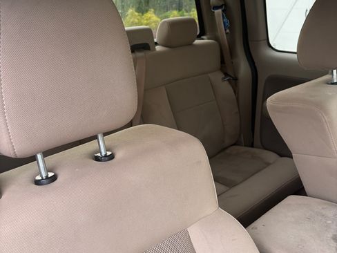 Used 2005 Ford F150 XLT AWD/4WD image 12