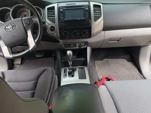 Used 2014 Toyota Tacoma 4x4 Double Cab image 16