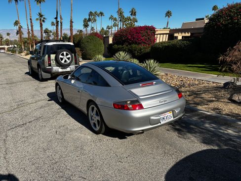 Used 2002 Porsche 911 Targa image 8